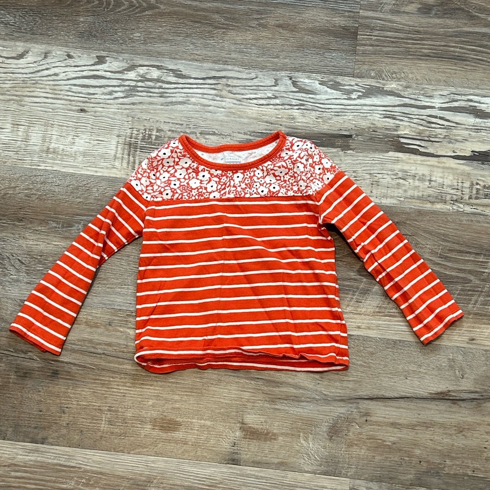 Line sleeve tee size 2T